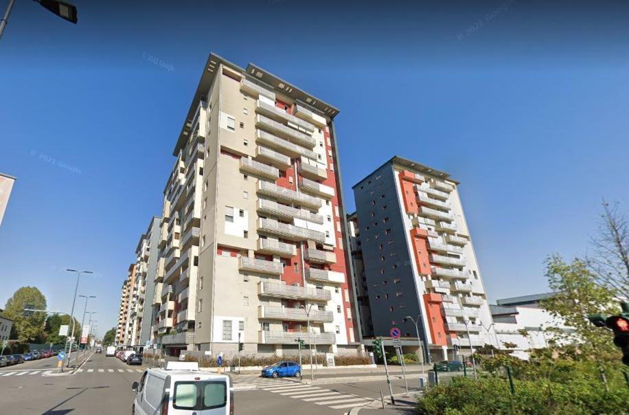 Smart Apartment Milano Luaran gambar