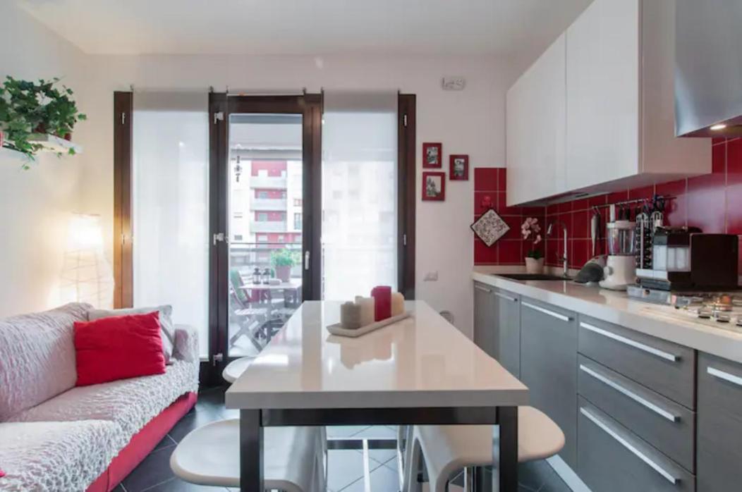 Smart Apartment Milano Luaran gambar
